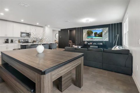 Villa ou maison à vendre à Haines City, Floride: 4 chambres, 170.94 m2 № 2405215 - photo 13