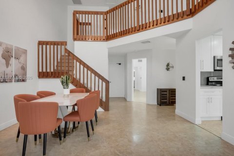 Townhouse in Lauderhill, Florida 3 bedrooms, 207.26 sq.m. № 2048005 - photo 28