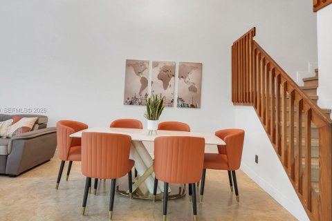 Townhouse in Lauderhill, Florida 3 bedrooms, 207.26 sq.m. № 2048005 - photo 6