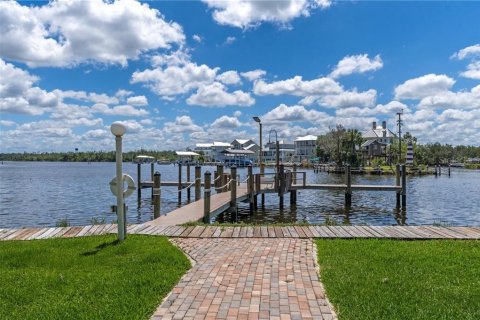 Condo à Homosassa, Floride, 1 chambre  № 2405323