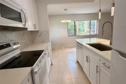 Copropriété à louer à Boynton Beach, Floride: 2 chambres, 83.61 m2 № 2385103 - photo 8