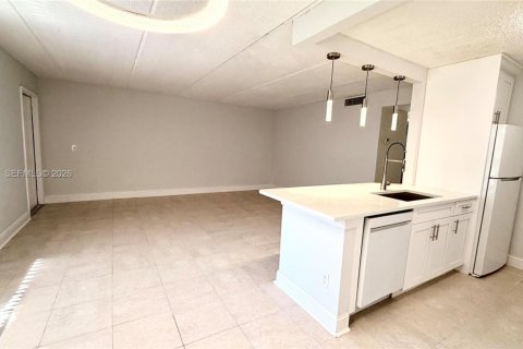 Copropriété à louer à Boynton Beach, Floride: 2 chambres, 83.61 m2 № 2385103 - photo 3