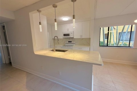 Copropriété à louer à Boynton Beach, Floride: 2 chambres, 83.61 m2 № 2385103 - photo 2