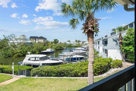 Condominio en venta en Sarasota, Florida, 3 dormitorios, 161.37 m2 № 1747135 - foto 1