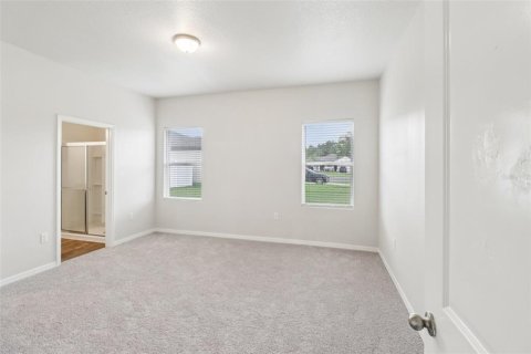 House in New Smyrna Beach, Florida 3 bedrooms, 141.4 sq.m. № 2157414 - photo 15