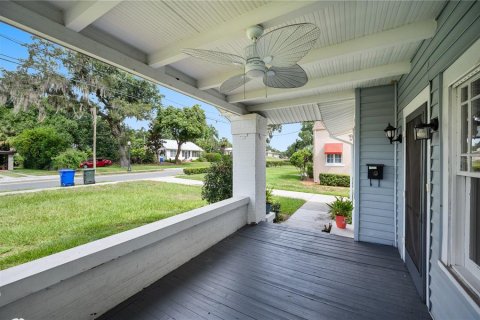 House in Lakeland, Florida 2 bedrooms, 138.98 sq.m. № 2316693 - photo 5