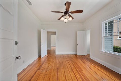 House in Lakeland, Florida 2 bedrooms, 138.98 sq.m. № 2316693 - photo 20