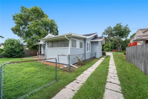 House in Lakeland, Florida 2 bedrooms, 138.98 sq.m. № 2316693 - photo 28