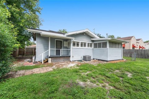 House in Lakeland, Florida 2 bedrooms, 138.98 sq.m. № 2316693 - photo 26