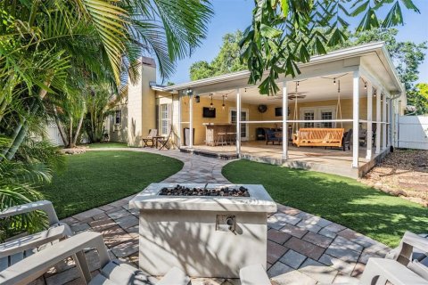 House in Saint Petersburg, Florida 3 bedrooms, 159.61 sq.m. № 1666397 - photo 30