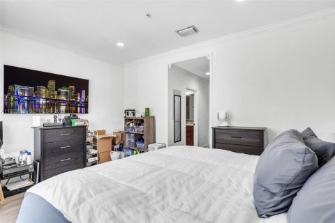 Condominio en venta en Miramar, Florida, 3 dormitorios, 132.48 m2 № 1983583 - foto 21