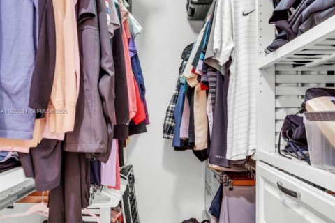 Condominio en venta en Miramar, Florida, 3 dormitorios, 132.48 m2 № 1983583 - foto 23