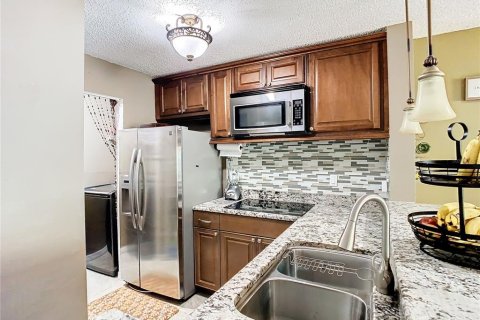 Condominio en venta en Tampa, Florida, 2 dormitorios, 91.97 m2 № 1052400 - foto 6