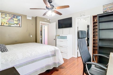 Condominio en venta en Tampa, Florida, 2 dormitorios, 91.97 m2 № 1052400 - foto 23
