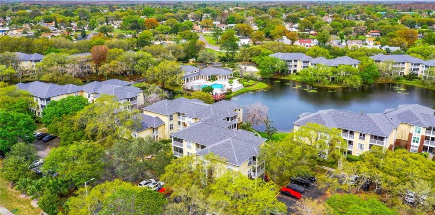 Condominio en Tampa, Florida, 2 dormitorios № 1052400