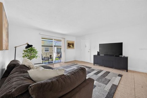 Copropriété à vendre à Winter Park, Floride: 2 chambres, 95.32 m2 № 2131780 - photo 5