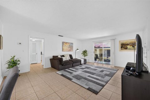 Copropriété à vendre à Winter Park, Floride: 2 chambres, 95.32 m2 № 2131780 - photo 4