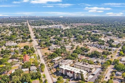 Condominio en venta en Saint Petersburg, Florida, 2 dormitorios, 79.43 m2 № 1884293 - foto 12