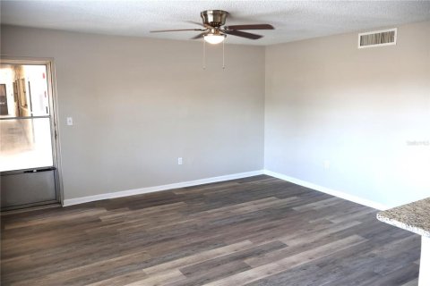 Condominio en venta en Saint Petersburg, Florida, 2 dormitorios, 79.43 m2 № 1884293 - foto 7