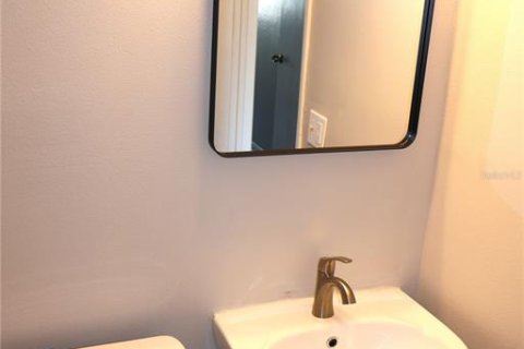 Condominio en venta en Saint Petersburg, Florida, 2 dormitorios, 79.43 m2 № 1884293 - foto 8