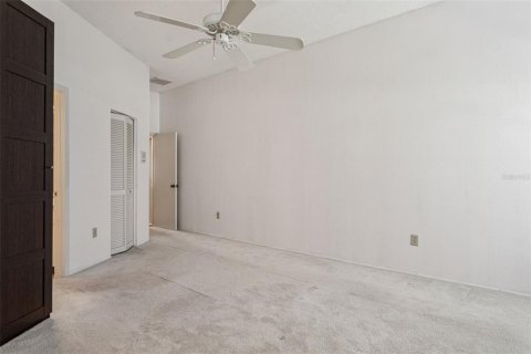 House in Tampa, Florida 3 bedrooms, 190.26 sq.m. № 1771660 - photo 16