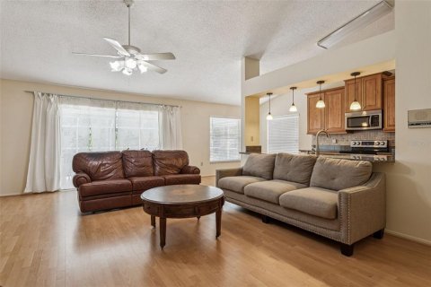 House in Tampa, Florida 3 bedrooms, 190.26 sq.m. № 1771660 - photo 6