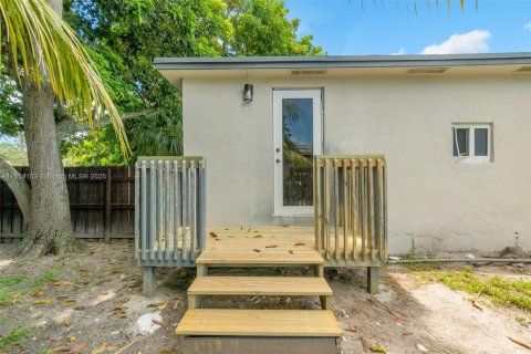Casa en venta en North Miami Beach, Florida, 3 dormitorios, 139.07 m2 № 1882258 - foto 20