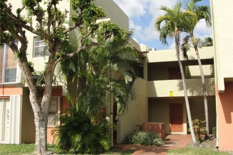 Condo à Miami, Floride, 2 chambres  № 2076370