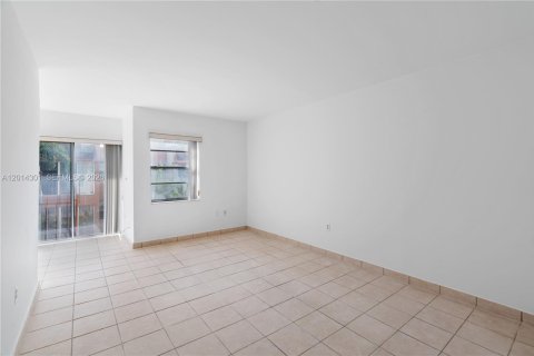 Copropriété à louer à Miami, Floride: 2 chambres, 57.04 m2 № 2076370 - photo 11