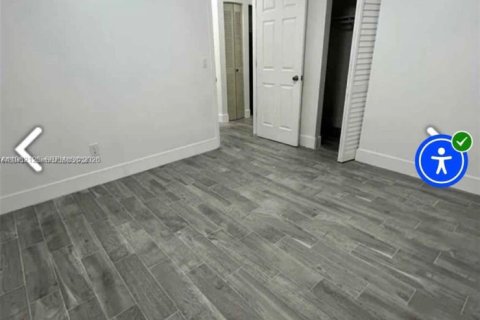 Villa ou maison à louer à Sweetwater, Floride: 3 chambres, 170.66 m2 № 2024825 - photo 11