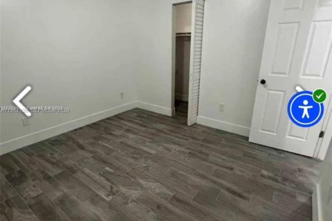 Villa ou maison à louer à Sweetwater, Floride: 3 chambres, 170.66 m2 № 2024825 - photo 10