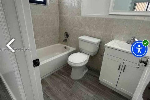 Villa ou maison à louer à Sweetwater, Floride: 3 chambres, 170.66 m2 № 2024825 - photo 12