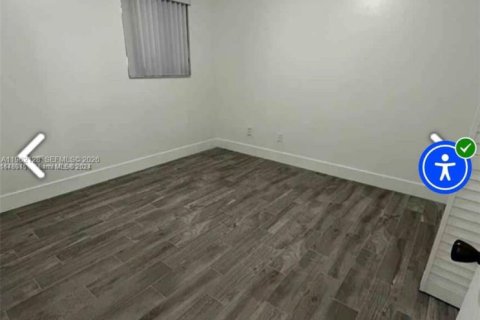 Villa ou maison à louer à Sweetwater, Floride: 3 chambres, 170.66 m2 № 2024825 - photo 6