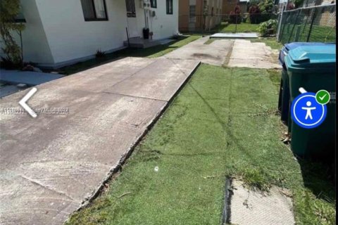 Villa ou maison à louer à Sweetwater, Floride: 3 chambres, 170.66 m2 № 2024825 - photo 2