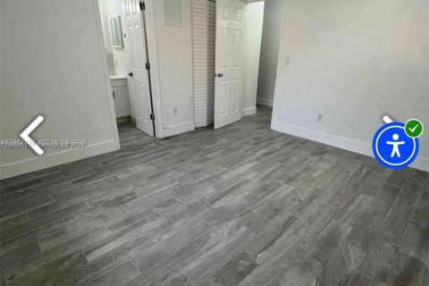 Villa ou maison à louer à Sweetwater, Floride: 3 chambres, 170.66 m2 № 2024825 - photo 9