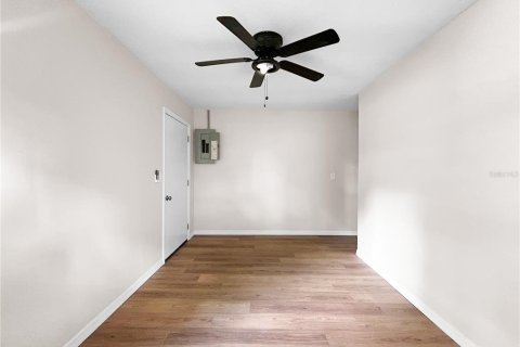 Apartment in Ocala, Florida 2 bedrooms, 69.68 sq.m. № 2217163 - photo 8