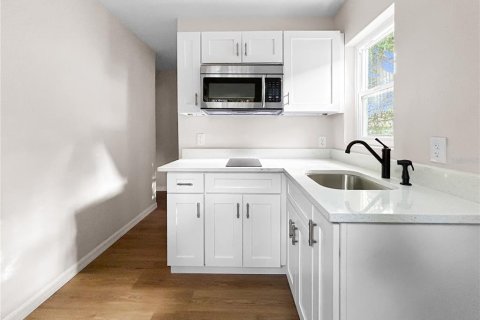 Apartment in Ocala, Florida 2 bedrooms, 69.68 sq.m. № 2217163 - photo 5