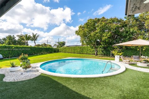Villa ou maison à louer à Miami, Floride: 3 chambres, 133.31 m2 № 1939166 - photo 10