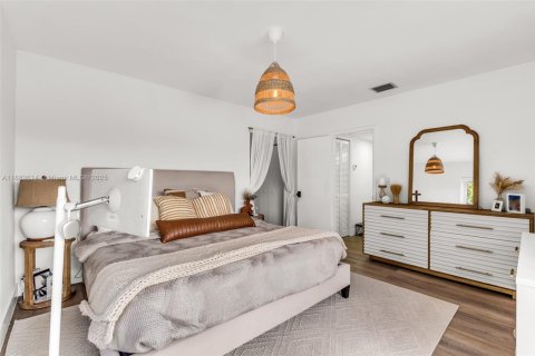 Villa ou maison à louer à Miami, Floride: 3 chambres, 133.31 m2 № 1939166 - photo 9