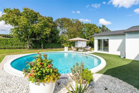 Villa ou maison à louer à Miami, Floride: 3 chambres, 133.31 m2 № 1939166 - photo 11