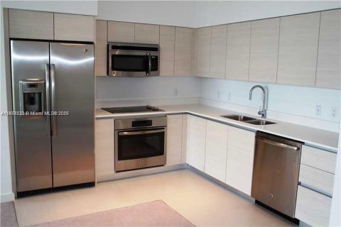 Condominio en venta en Miami, Florida, 1 dormitorio, 59.46 m2 № 1882464 - foto 14