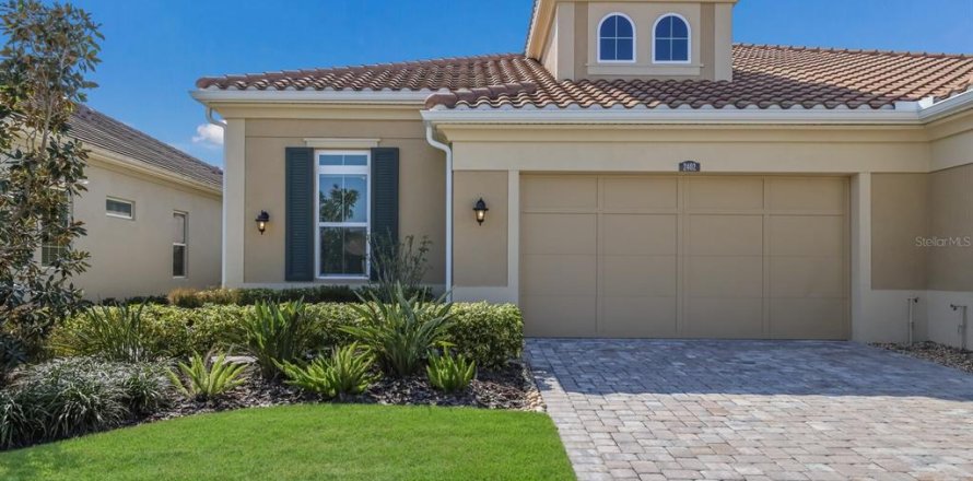 House in Lakewood Ranch, Florida 2 bedrooms, 174.56 sq.m. № 2235573