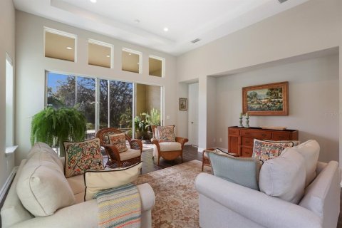 House in Lakewood Ranch, Florida 2 bedrooms, 174.56 sq.m. № 2235573 - photo 17