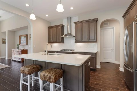 House in Lakewood Ranch, Florida 2 bedrooms, 174.56 sq.m. № 2235573 - photo 11