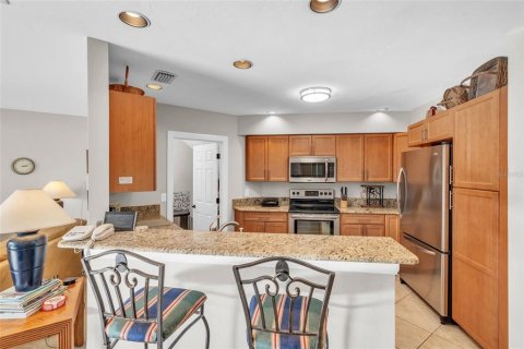 Condo in Fort Myers, Florida, 2 bedrooms  № 1799890 - photo 4
