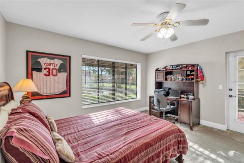 Condo in Fort Myers, Florida, 2 bedrooms  № 1799890 - photo 25