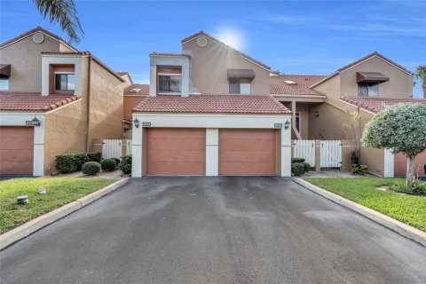 Condo in Fort Myers, Florida, 2 bedrooms  № 1799890 - photo 1