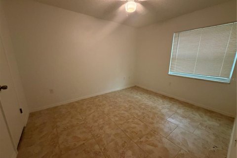Appartement à louer à Eustis, Floride: 2 chambres, 76.18 m2 № 2408402 - photo 6