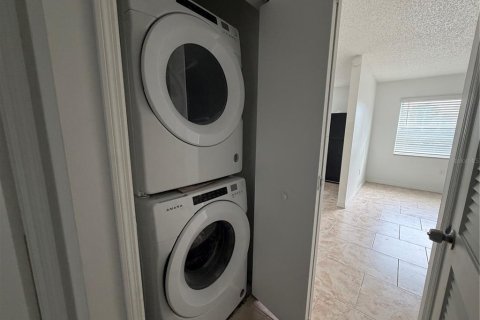 Appartement à louer à Eustis, Floride: 2 chambres, 76.18 m2 № 2408402 - photo 10