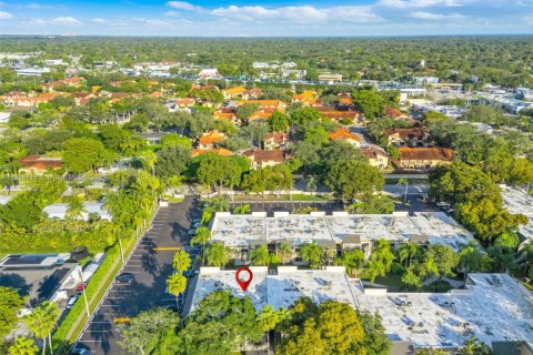 Снять в аренду кондоминиум в Майами, Флорида 1 спальня, № 1973986 - фото 21